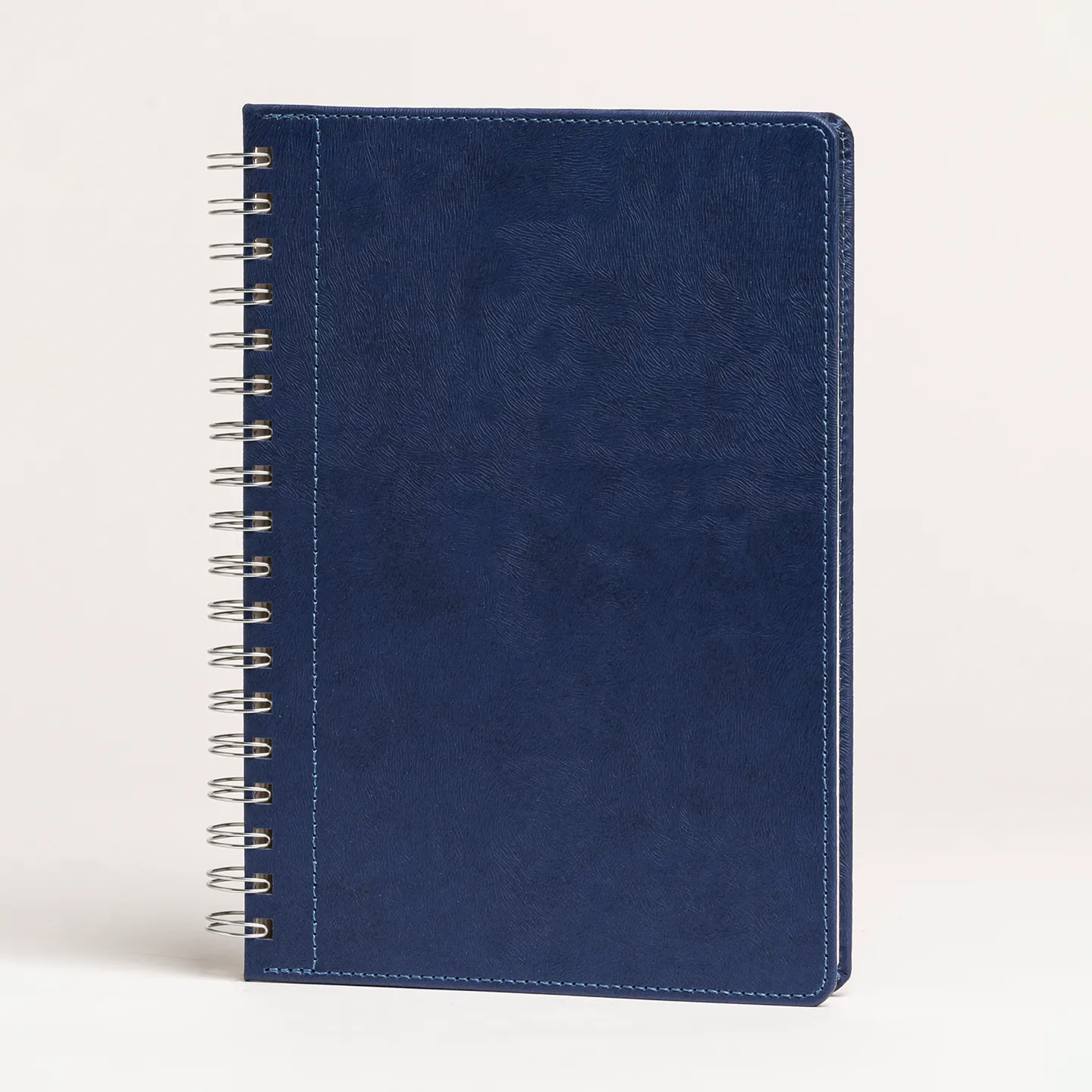 17 x 24 cm Spiralli Termo PU Sert Kapaklı Tarihsiz Defter, 240 Sayfa, 80 gr Ivory Krem Kareli İç Kağıt