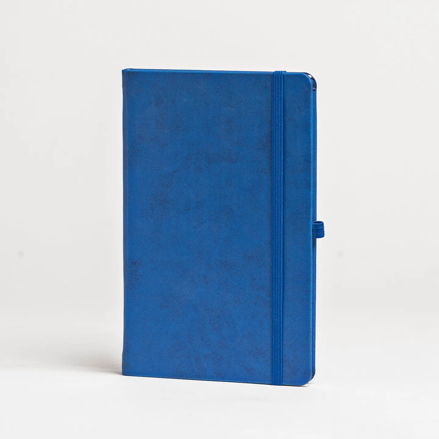 13 x 21 cm Termo PU Sert Kapaklı Tarihsiz Defter, 224 Sayfa, 70 gr Ivory Krem Çizgili İç Kağıt, Esnek Kapak Lastikli, Kalem Tutuculu