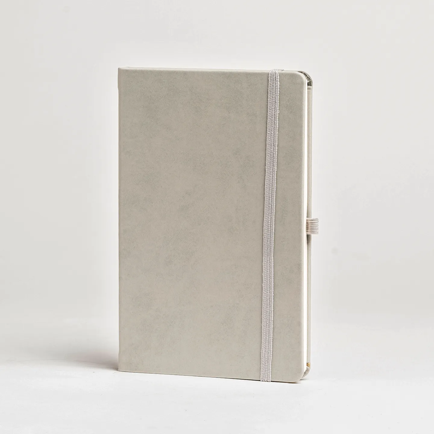 13 x 21 cm Termo PU Sert Kapaklı Tarihsiz Defter, 224 Sayfa, 70 gr Ivory Krem Çizgili İç Kağıt, Esnek Kapak Lastikli, Kalem Tutuculu