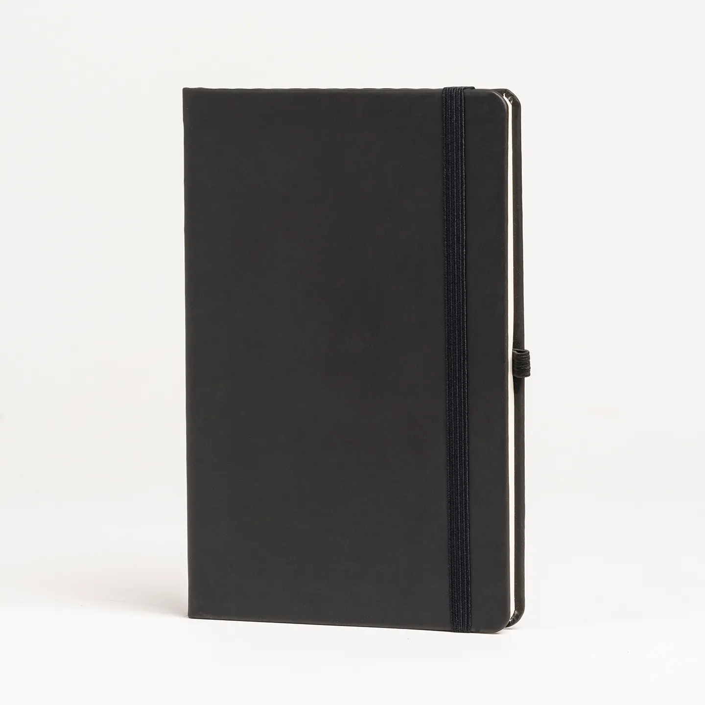 13 x 21 cm Termo PU Sert Kapaklı Tarihsiz EKONOMİK Defter, 160 Sayfa, 60 gr Holmen Krem Çizgili İç Kağıt, Esnek Kapak Lastikli, Kalem Tutuculu