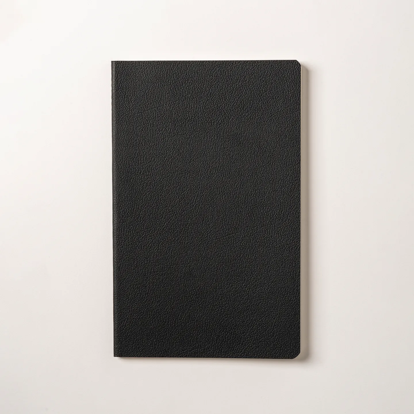 13 x 21 cm Termo Deri Terzi Dikişli Yumuşak Kapaklı Tarihsiz Defter, 80 Sayfa, 80gr. Ivory Çizgili İç Kağıt