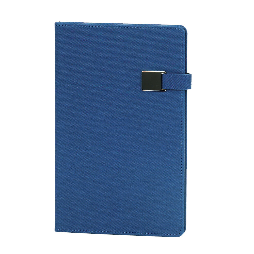 13 x 21 cm Denim Termo PU Sert Kapaklı Tarihsiz Defter, 224 Sayfa, 80 gr. Ivory Krem Çizgili İç Kağıt, Renkli Kenarlı, Metal Tokalı