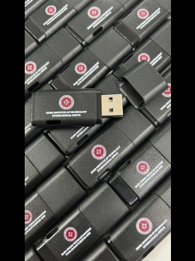 64 GB Plastik USB 3.0 Bellek