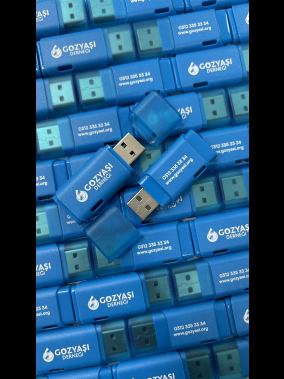 128 GB Plastik USB 3.0 Bellek